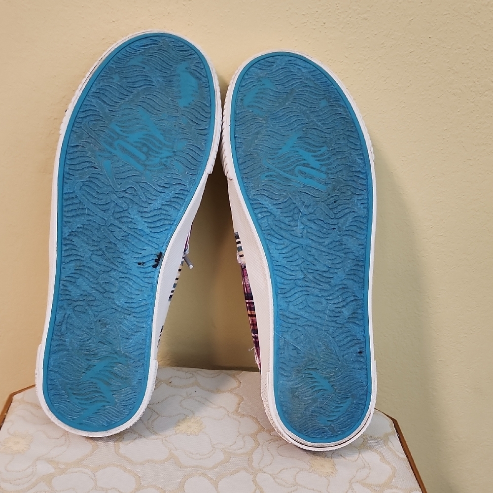Plaid Blowfish Women's Sneakers - Picture 4 of 8